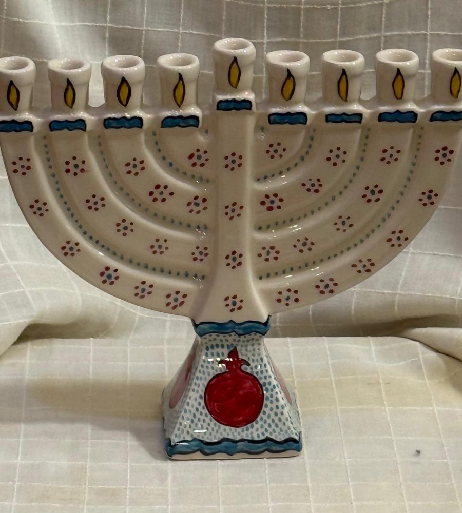 Judaica_hanukia_4